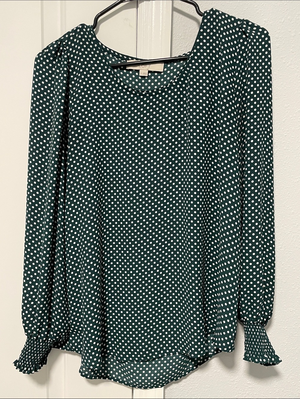 LOFT Long Sleeve Green and White Polka Dot Blouse Small